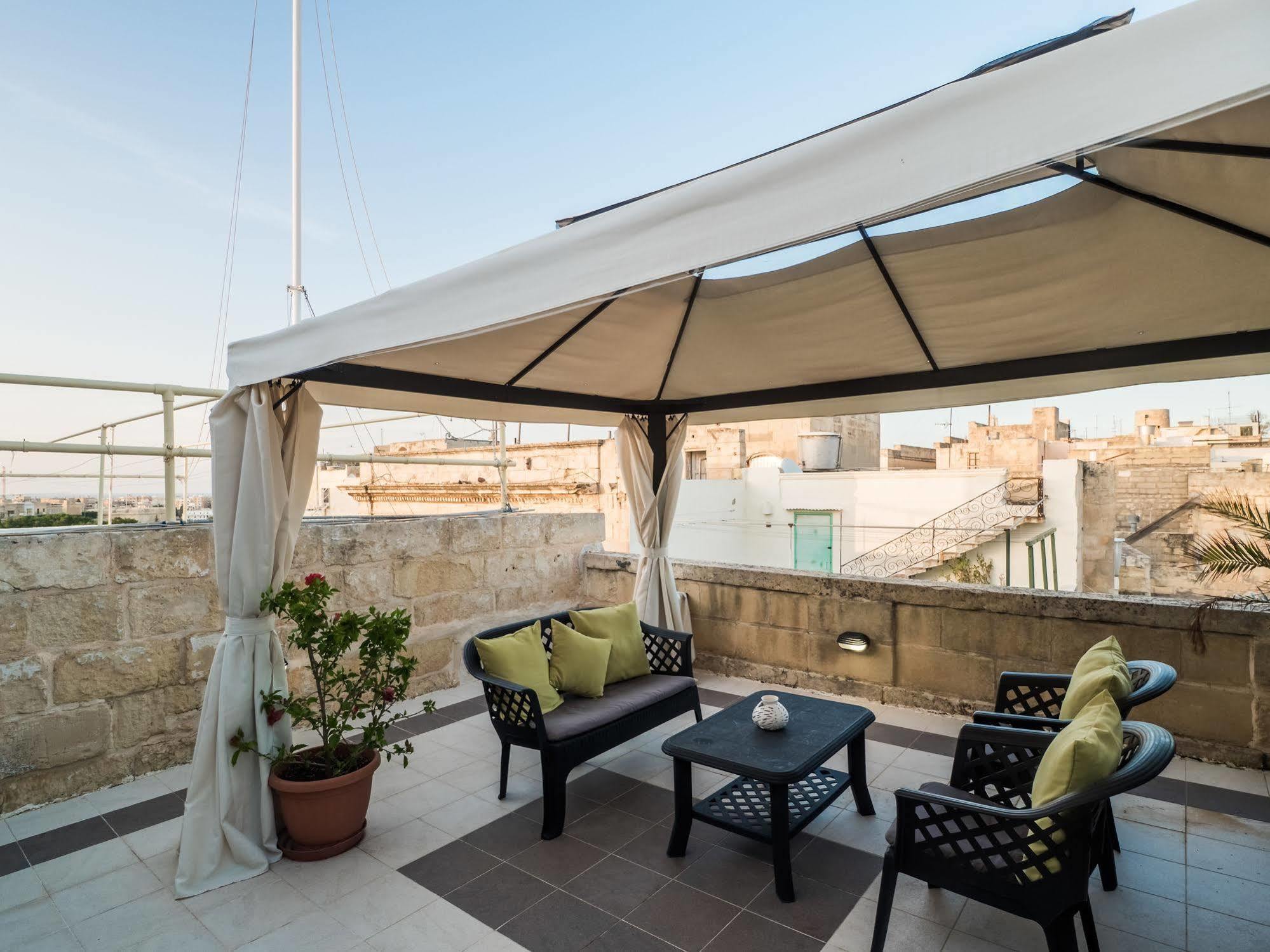 Julesy'S Bnb Cospicua Eksteriør bilde