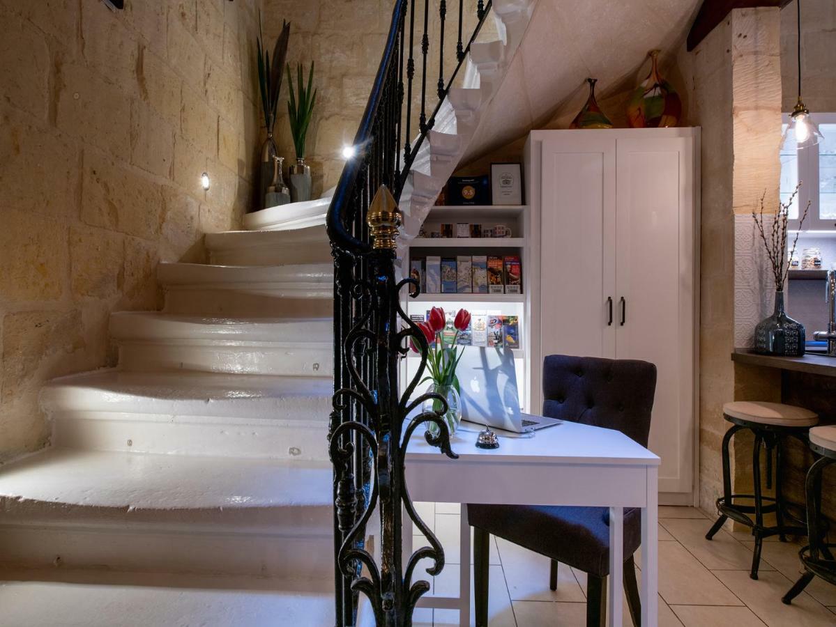 Julesy'S Bnb Cospicua Eksteriør bilde