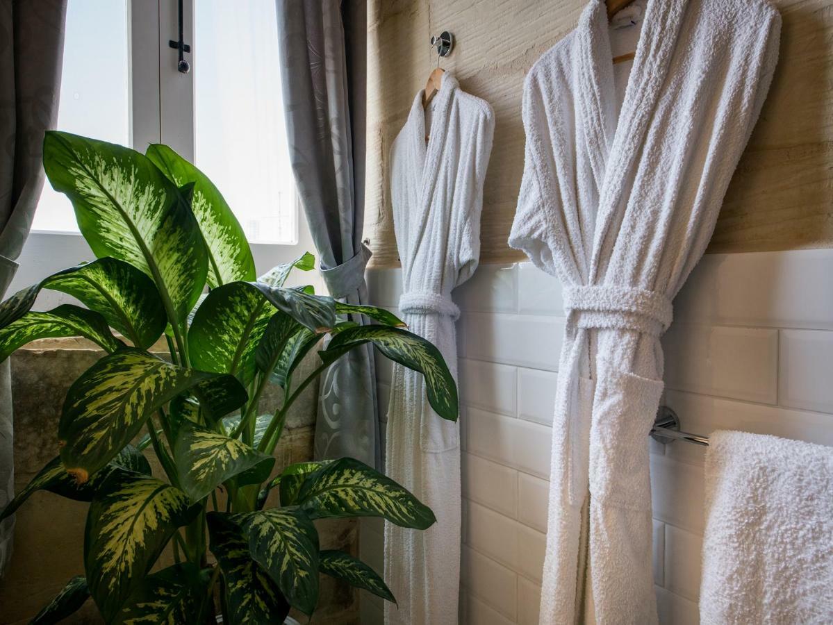 Julesy'S Bnb Cospicua Eksteriør bilde